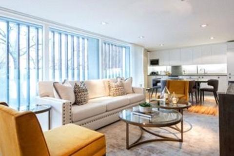 Fulham Road, London, UK, SW3