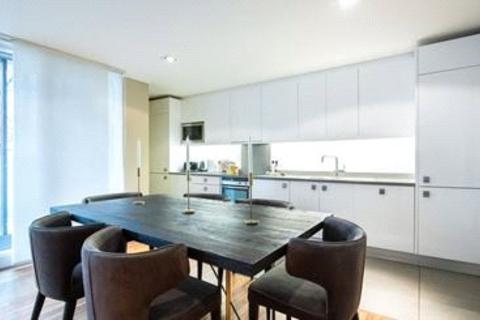 2 bedroom flat to rent, Fulham Road, London, UK, SW3