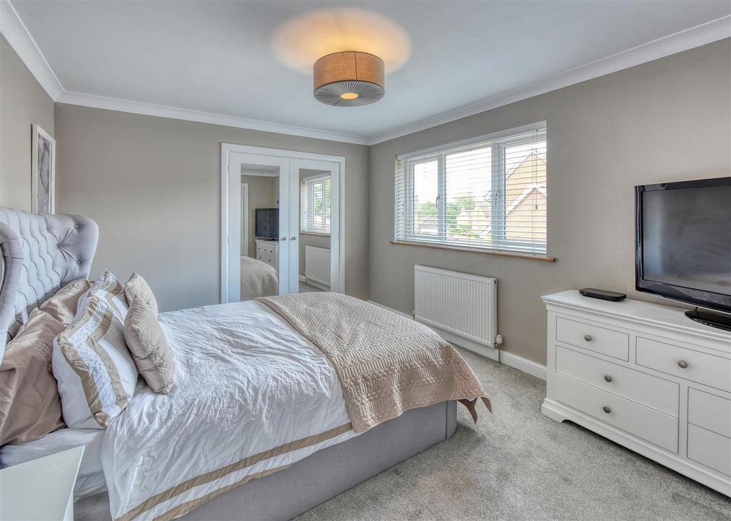 9 Virginia Drive-Bedroom 1.jpg