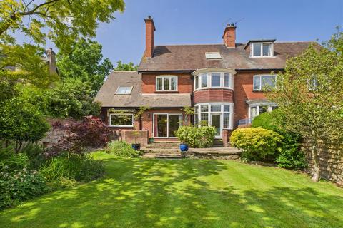 5 bedroom semi-detached house for sale, Southfield, Hessle