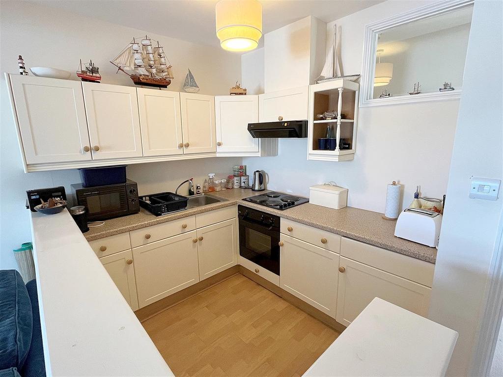 KItchen 2.jpg