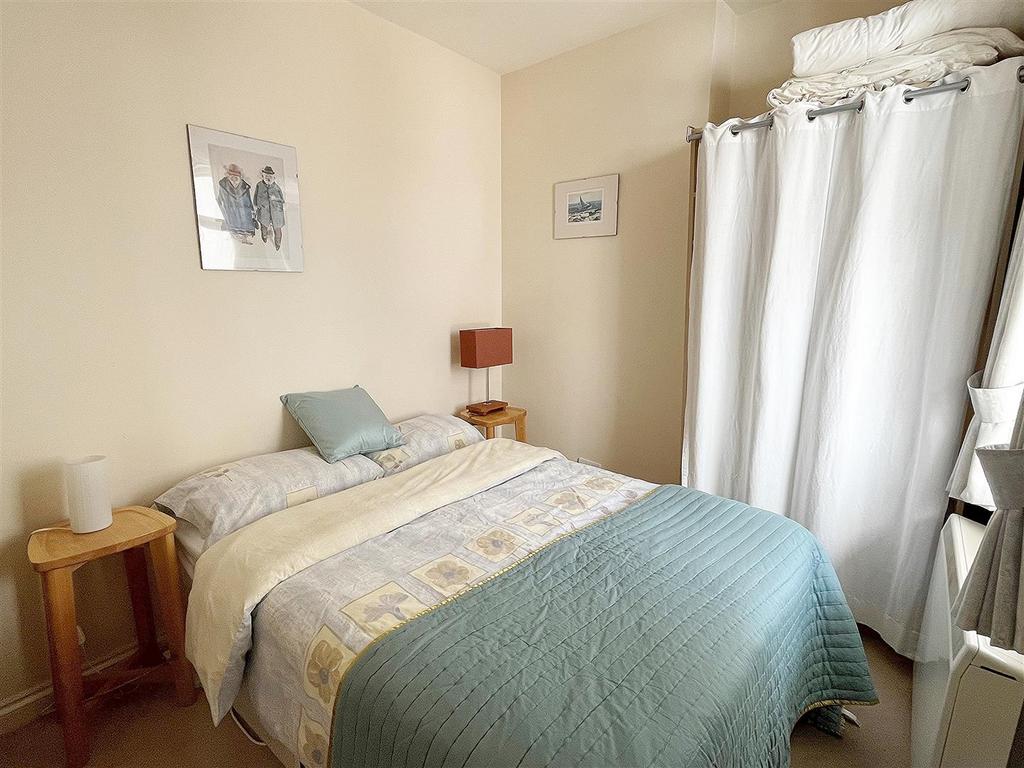 Bedroom.jpg