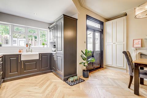 undefined, Silverdale Avenue, Westcliff-on-sea, SS0