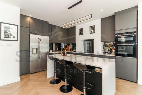 undefined, Woodville Road, Barnet EN5
