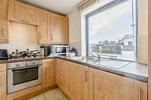 2 bedroom flat to rent, Fulham Road, London, SW3