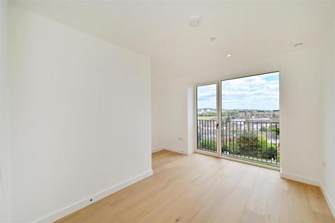 3 bedroom apartment to rent, The Ashbee, 20 Parkview Avenue, Brent Cross Town, London