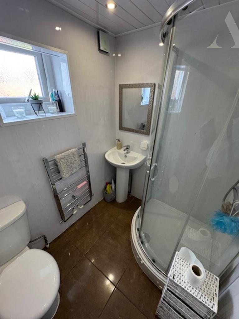 10 Stetchford Road downstairs shower room