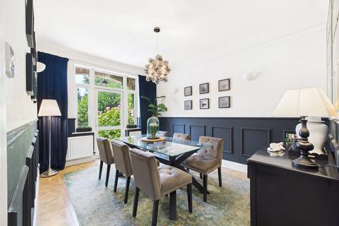 132 Tuffley Avenue, Gloucester, GL1 5NS