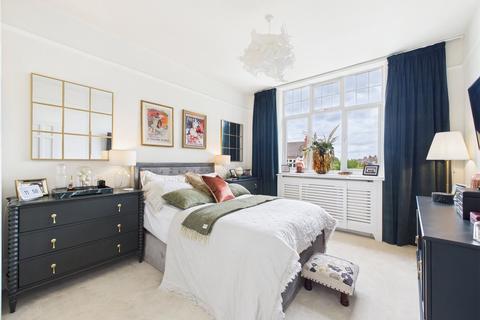 132 Tuffley Avenue, Gloucester, GL1 5NS
