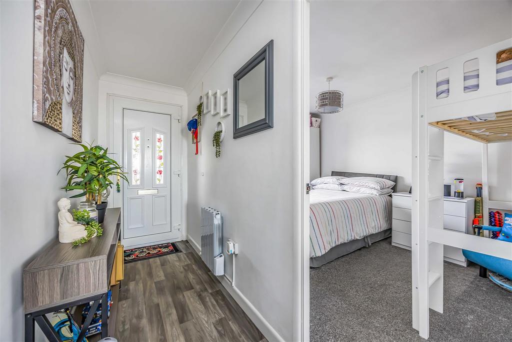 13 Anne’s Court, Seafront, Hayling Island-Small-Po