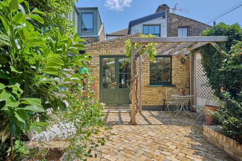 14 Aubrey Road, London, E17 4SL
