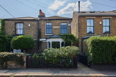14 Aubrey Road, London, E17 4SL