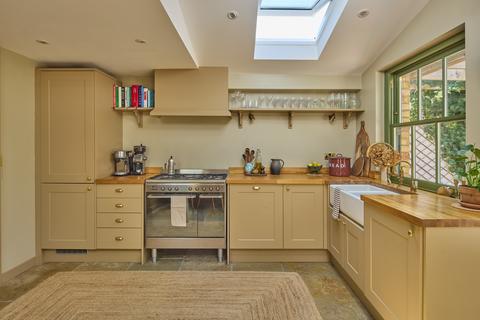 14 Aubrey Road, London, E17 4SL