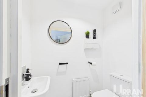 4 bedroom house for sale, Maybury Road Hull,