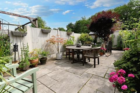 2 bedroom terraced house for sale, Manchester Road, Worsley, M28