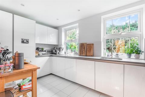 5 bedroom detached house to rent, Church Road, Richmond