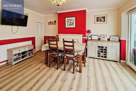 42 Hendre Road, Pencoed, Bridgend, CF35 6TN