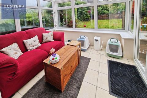 42 Hendre Road, Pencoed, Bridgend, CF35 6TN