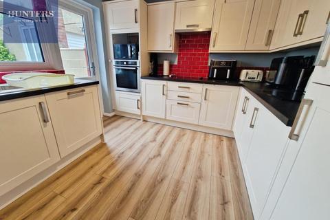 42 Hendre Road, Pencoed, Bridgend, CF35 6TN