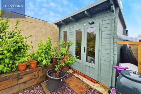42 Hendre Road, Pencoed, Bridgend, CF35 6TN