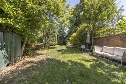 2 bedroom flat for sale, Fordwych Road, London NW2