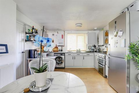 undefined, Wyton Close, Bestwood NG5