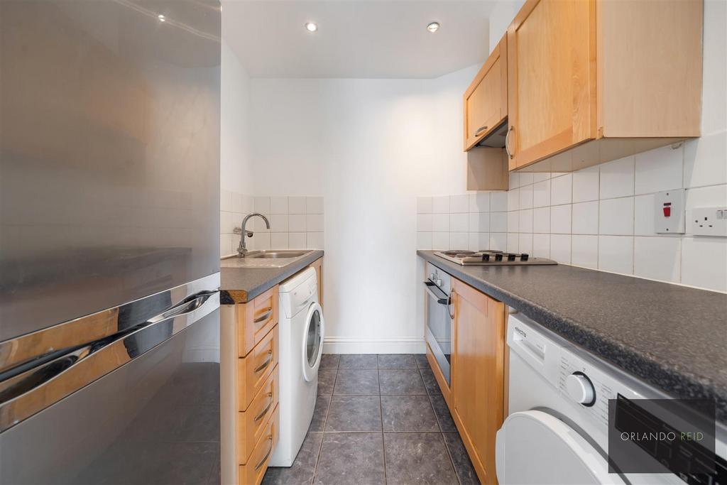 Point Zero, Flat 17, 2 A Queenstown Road SW8 3 RX-7.