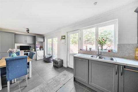 undefined, Glenavon Road, Bedford