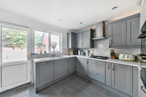 undefined, Glenavon Road, Bedford