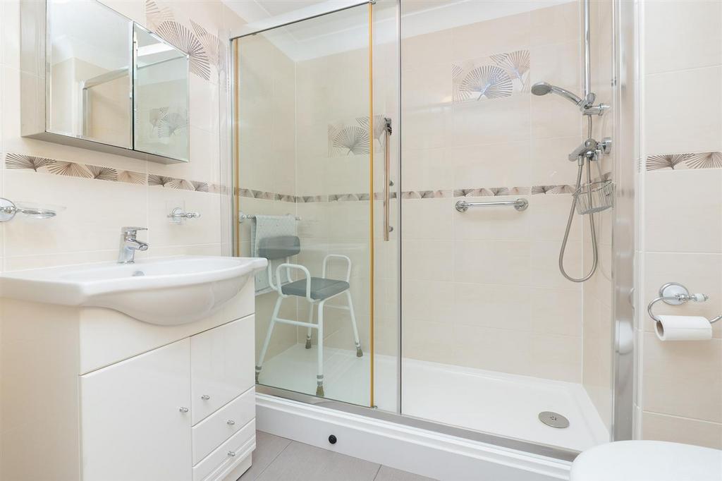 Flat-54-Park-View-Court-BS16-5 HG-12.jpg