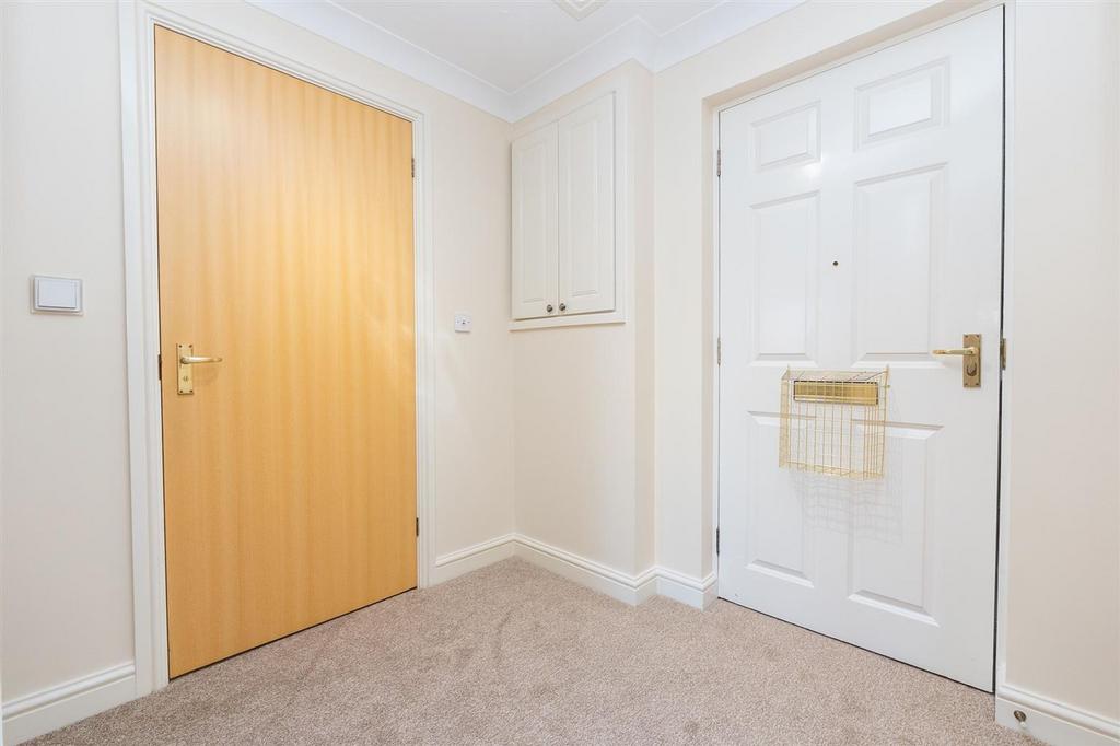 Flat-54-Park-View-Court-BS16-5 HG-13.jpg