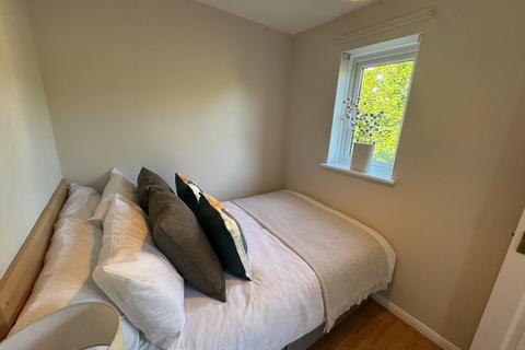 1 bedroom flat to rent, Thornbury Avenue, Hampshire SO15