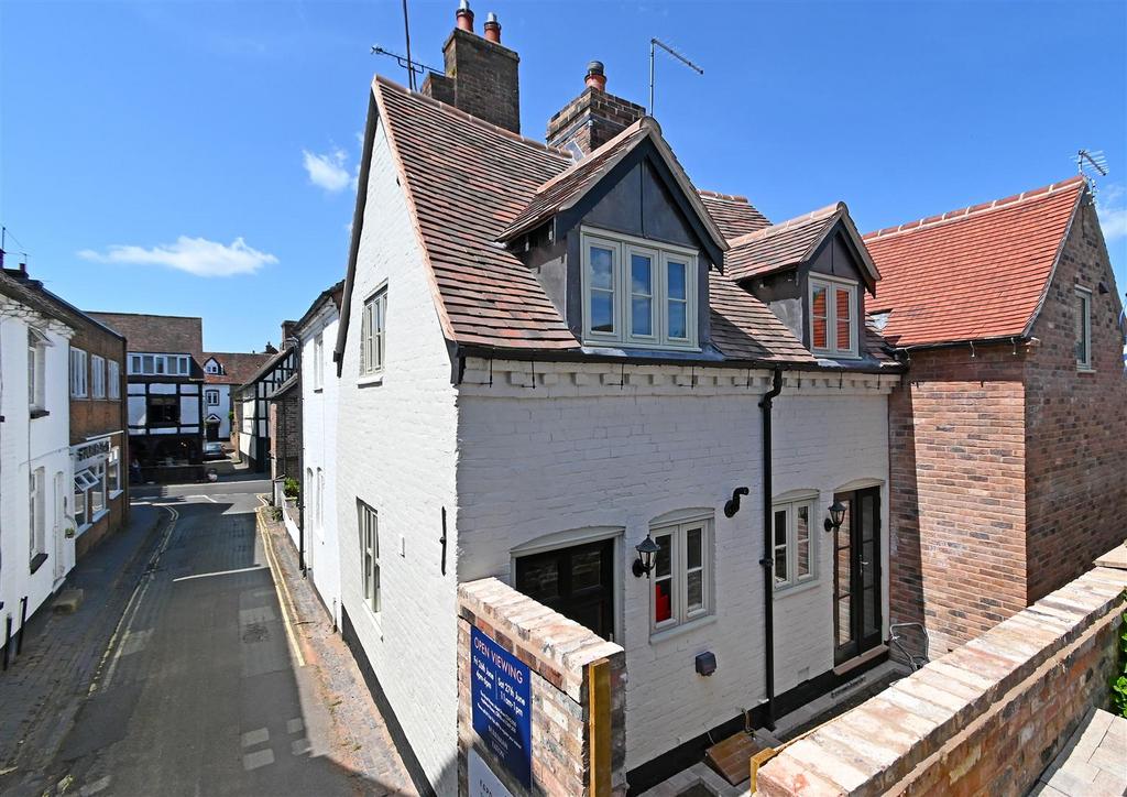14 Moat Street-1.jpg