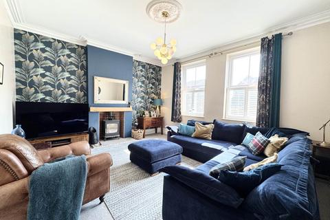 5 bedroom detached house for sale, Wigan Road, Ashton