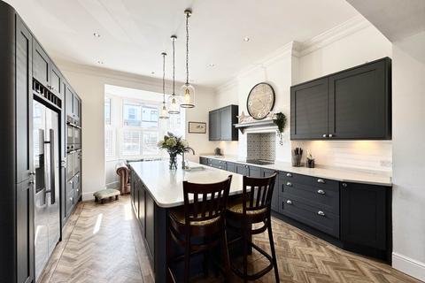 5 bedroom detached house for sale, Wigan Road, Ashton