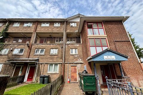Maisonette - Great Hampton Row, Birmingham, B19