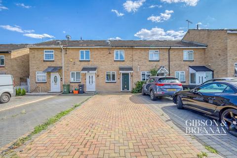 3 bedroom terraced house for sale, Latimer Drive, Basildon, SS15
