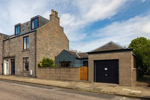 5 bedroom semi-detached house for sale, 3 Mile-End Place, Aberdeen, AB15 5PZ
