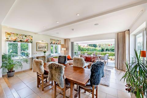 Exebury House Green Lane, Exton, Exeter, EX3 0PW