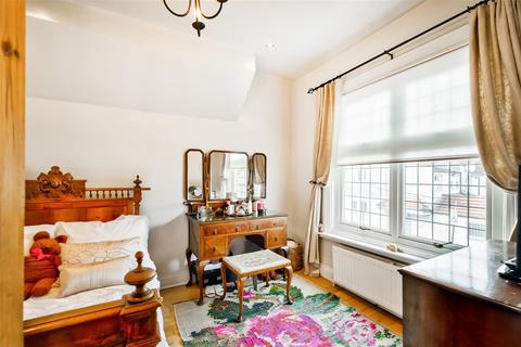 3 bedroom terraced house for sale, Westbury Terrace, Forest Gate