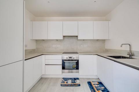 2 bedroom apartment for sale, Unity Lane, Hounslow, TW3