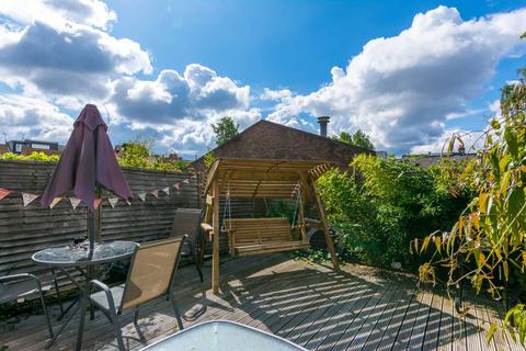 1 bedroom flat to rent, Graham Road, Chiswick, London, W4