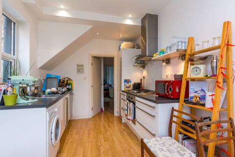 1 bedroom flat to rent, Graham Road, Chiswick, London, W4