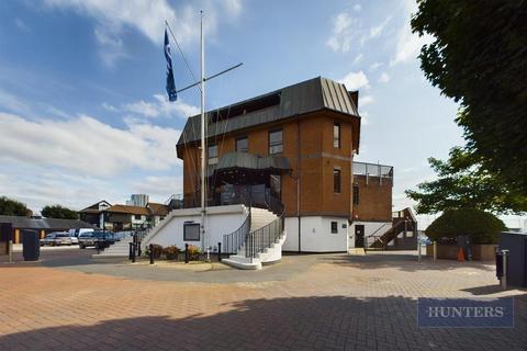 2 bedroom apartment for sale, Channel Way, Ocean Village, Southampton