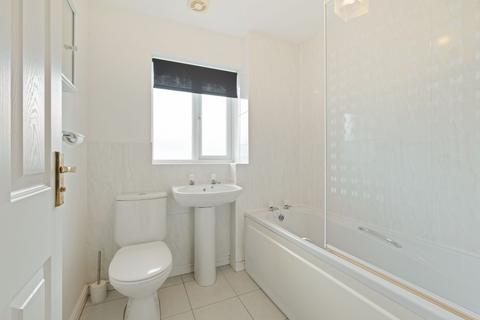 18 Bridge Road, Bromsgrove, B60 3GT