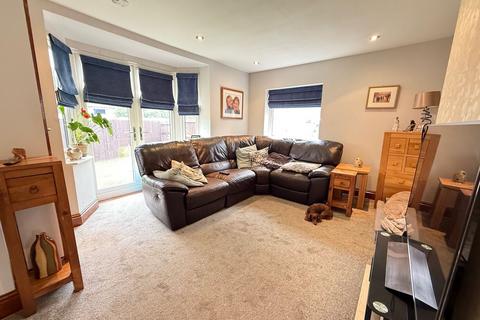 undefined, Halifax Road, Hipperholme HX3