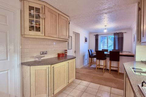 4 bedroom detached house for sale, Abbotswood, Kingsteignton, Newton Abbot