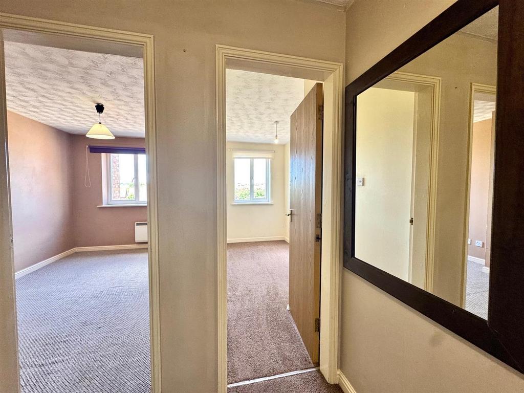 Hallway.jpg