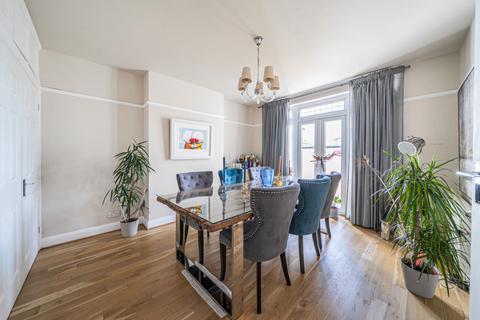 47 Ernest Grove, Beckenham, BR3 3HY