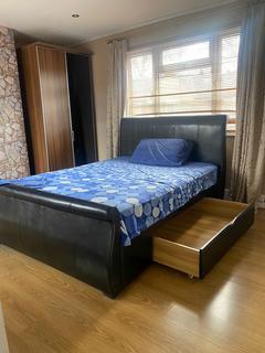 undefined, Epworth Road, Isleworth TW7